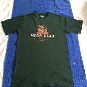 Single-stitch Moosehead lager t-shirt, size M.